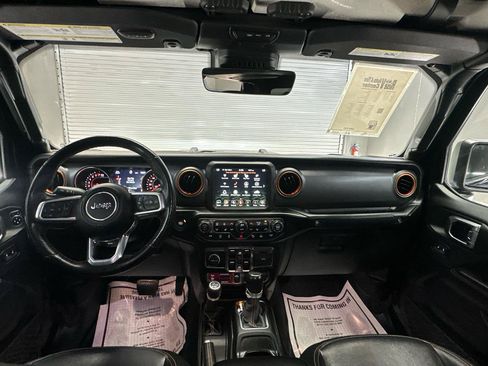 Used 2022 Jeep Gladiator Mojave w/ LED Lighting Group AWD/4WD image 14