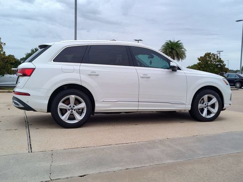 Used 2021 Audi Q7 2.0T Premium Plus w/ Premium Plus Package AWD/4WD image 13