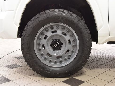 Used 2022 Toyota Tundra Capstone AWD/4WD image 25
