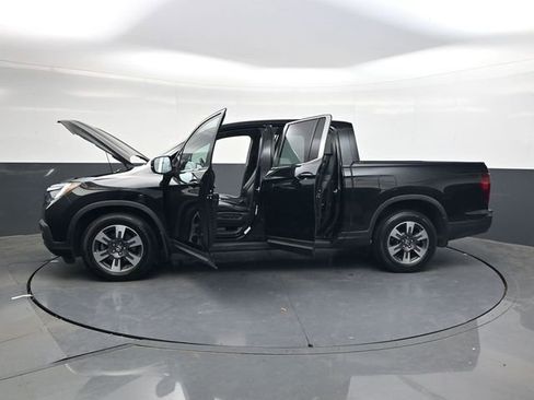 Used 2018 Honda Ridgeline RTL-T image 35