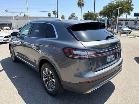 Used 2021 Lincoln Nautilus FWD w/ Equipment Group 101A image 3