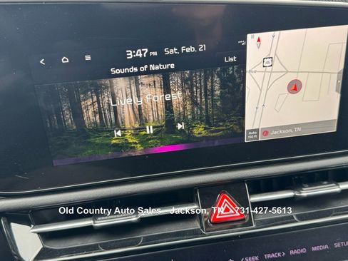 Used 2023 Kia Niro EX Touring image 89