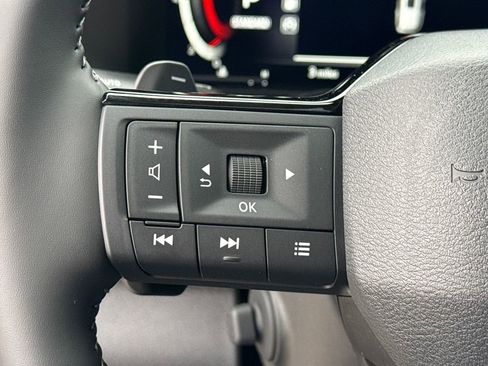 New 2026 Nissan Pathfinder Platinum image 35