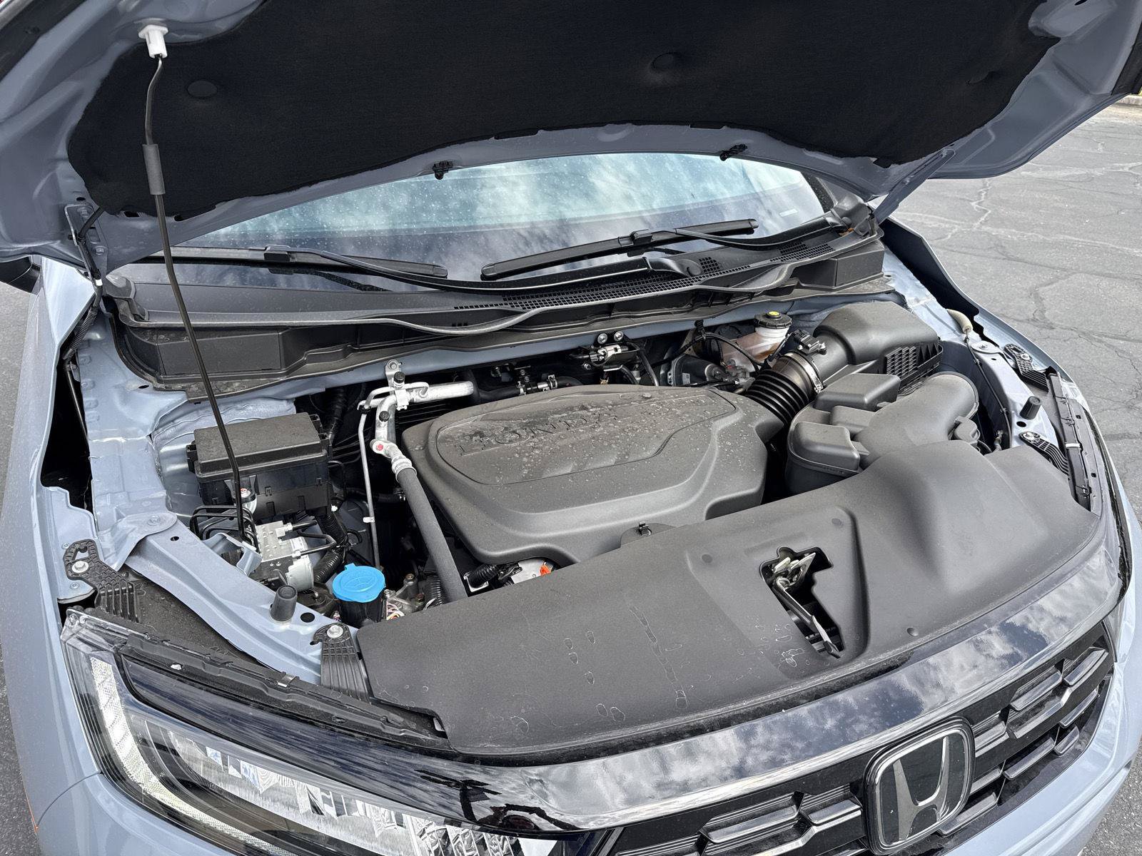 Certified 2026 Honda Odyssey Touring image 32