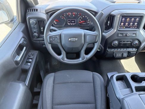 Used 2024 Chevrolet Silverado 1500 Custom Trail Boss w/ Turbomax Blackout Package AWD/4WD image 6