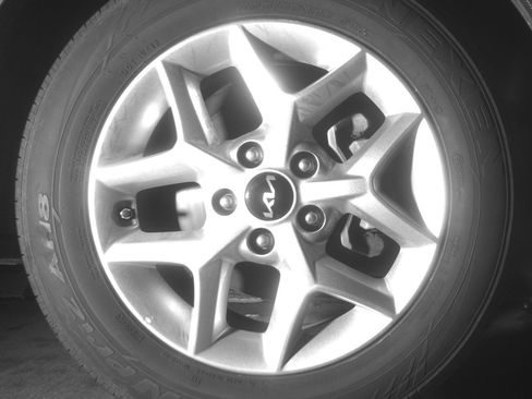 Used 2025 Kia Soul LX w/ LX Technology Package image 10