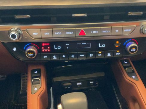 Used 2025 Kia Telluride SX X-Line AWD/4WD image 16