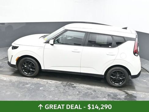 Used 2023 Kia Soul LX w/ Option Group 015 image 38
