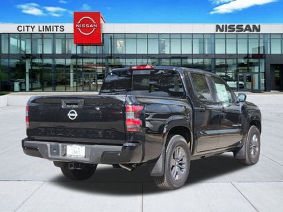 New 2027 Nissan Frontier SV w/ SV Convenience Package