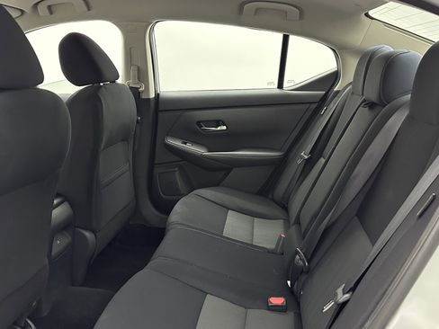 Used 2021 Nissan Sentra SV image 25