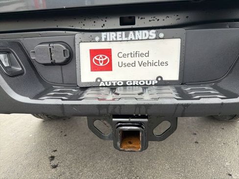Used 2023 Toyota Tacoma SR image 11
