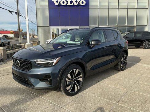 New 2026 Volvo XC40 B5 Ultra w/ Climate Package AWD/4WD image 2