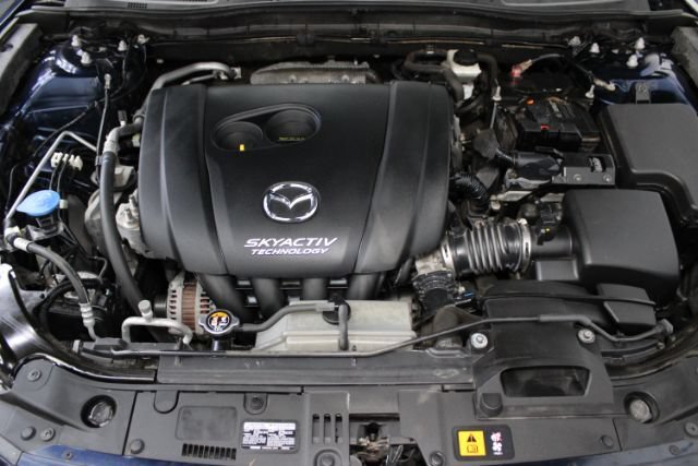 Used 2017 MAZDA MAZDA3 Touring FWD image 26
