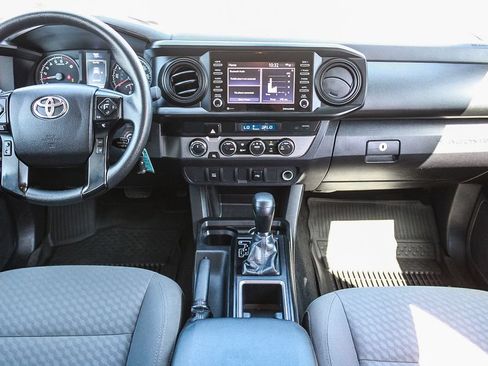 Used 2021 Toyota Tacoma SR AWD/4WD image 12