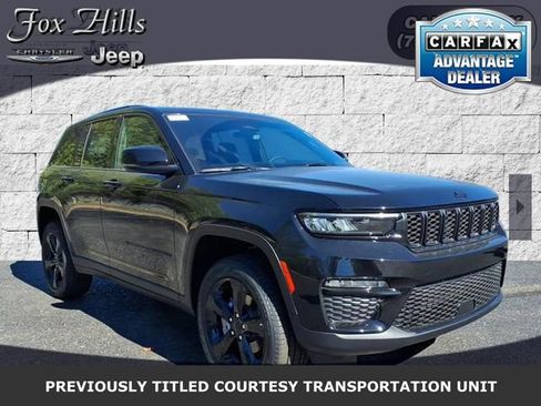 New 2025 Jeep Grand Cherokee Limited w/ Black Appearance Package image 1