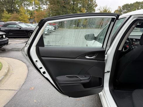 Used 2019 Honda Civic EX image 23