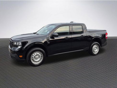 Used 2026 Ford Maverick XL FWD image 2