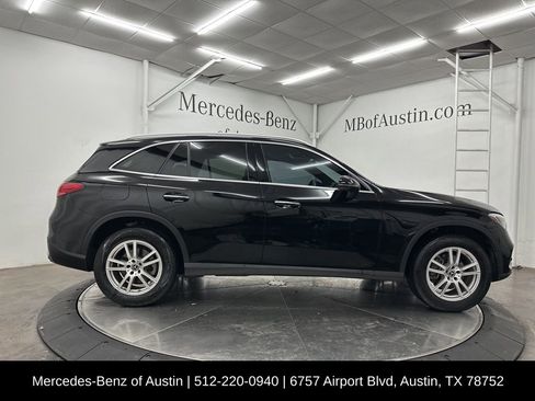 Used 2023 Mercedes-Benz GLC 300 image 9