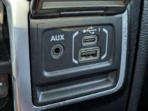 Used 2021 Jeep Gladiator Sport AWD/4WD image 22