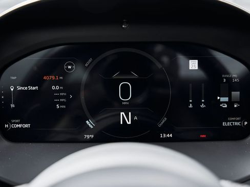 Used 2024 McLaren Artura image 53