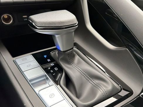 New 2026 Hyundai Elantra Hybrid FWD image 18