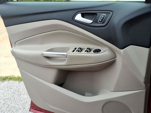Used 2019 Ford Escape SEL FWD image 24