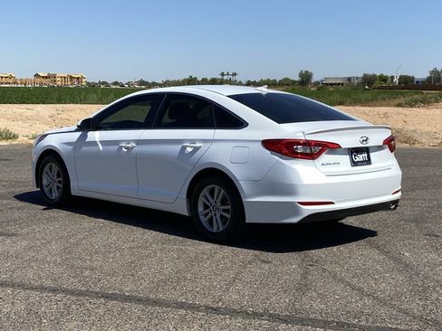 Used 2017 Hyundai Sonata SE FWD image 5