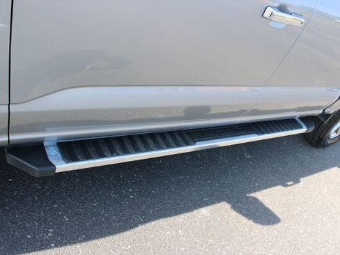 Used 2025 Ford F150 XLT w/ Equipment Group 301A Standard image 19