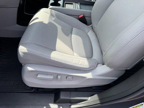 Used 2020 Honda Odyssey EX-L image 16