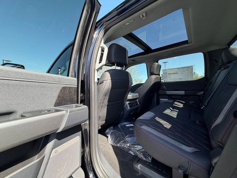 New 2026 Ford F250 Lariat w/ Black Appearance Package image 23