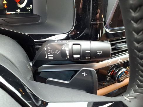 New 2026 Nissan Pathfinder Platinum image 22