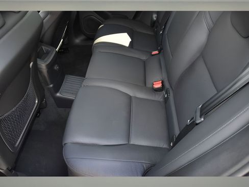 Certified 2024 Volvo XC60 T8 Plus w/ Protection Package Premier image 16