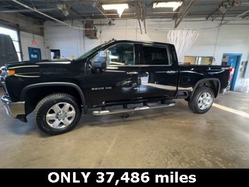 Used 2020 Chevrolet Silverado 2500 LTZ w/ LTZ Premium Package image 7