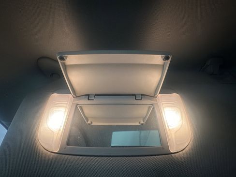 Used 2023 Subaru Outback Limited image 18