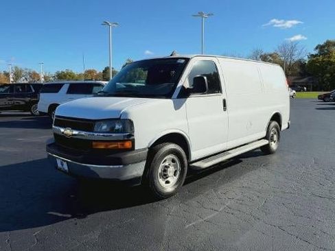 Used 2023 Chevrolet Express 2500 Base w/ Driver Convenience Package image 4
