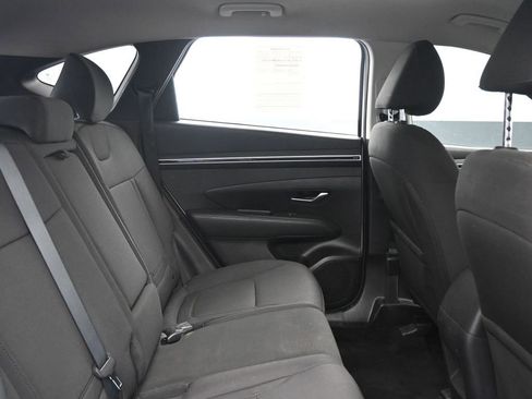 Used 2024 Hyundai Tucson SE image 13