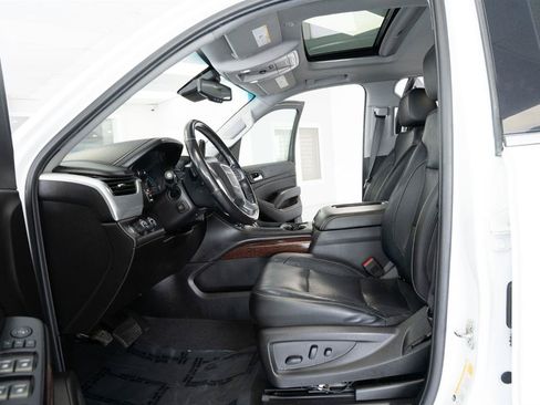 Used 2019 GMC Yukon XL SLT AWD/4WD image 14