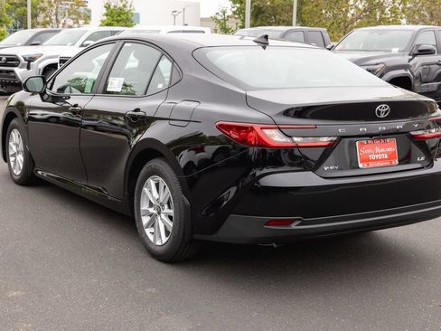 New 2026 Toyota Camry LE w/ Convenience Package FWD image 6