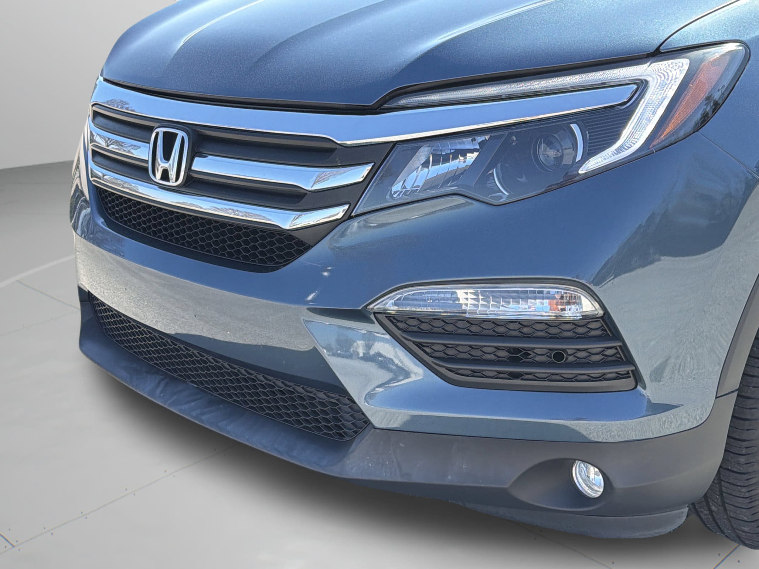Used 2017 Honda Pilot EX-L image 33