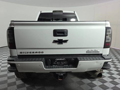 Used 2018 Chevrolet Silverado 2500 High Country AWD/4WD image 7