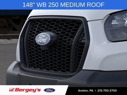 New 2026 Ford Transit 250 148 Medium Roof w/ Load Area Protection Package RWD image 17