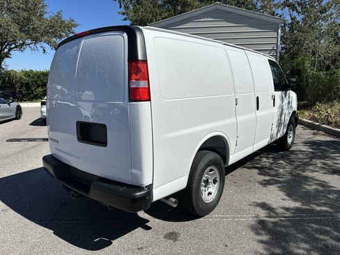New 2025 Chevrolet Express 2500 w/ Enhanced Convenience Package image 7