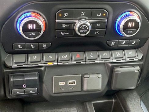 Used 2021 GMC Sierra 2500 Denali w/ Denali Ultimate Package image 20