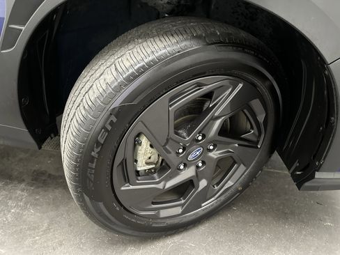 Used 2025 Subaru Crosstrek 2.5i Sport AWD/4WD image 10