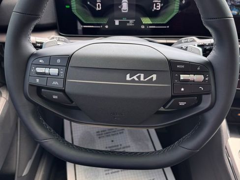 Used 2026 Kia Sportage EX w/ EX Panoramic Sunroof Package image 29