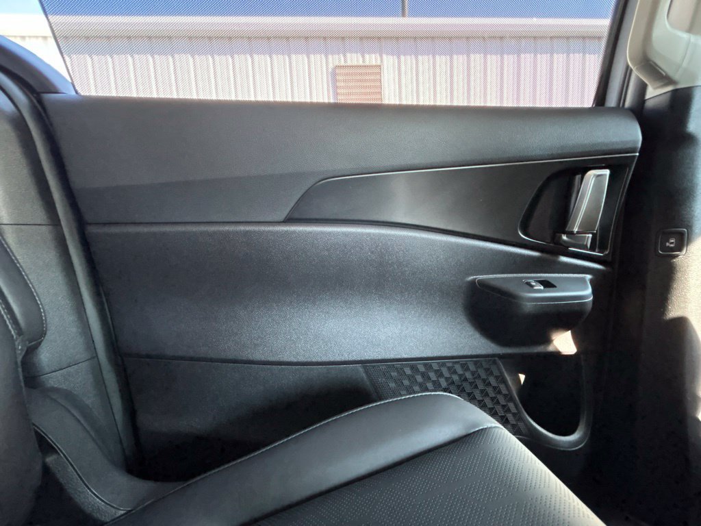 Certified 2026 Kia Carnival SX FWD image 19