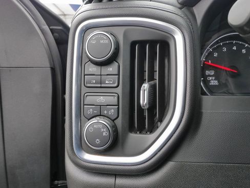 Used 2022 Chevrolet Silverado 1500 LT image 21