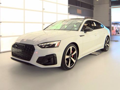 Used 2023 Audi A5 2.0T Premium Plus w/ Premium Plus AWD/4WD image 5