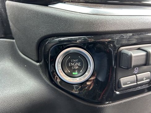 Used 2022 GMC Sierra 1500 SLT w/ SLT Premium Plus Package image 34