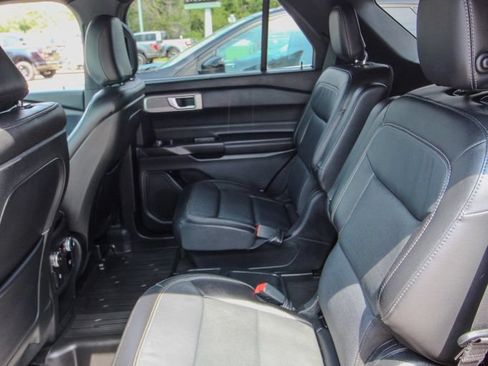 Used 2020 Ford Explorer Limited w/ Class III Trailer Tow Package AWD/4WD image 8